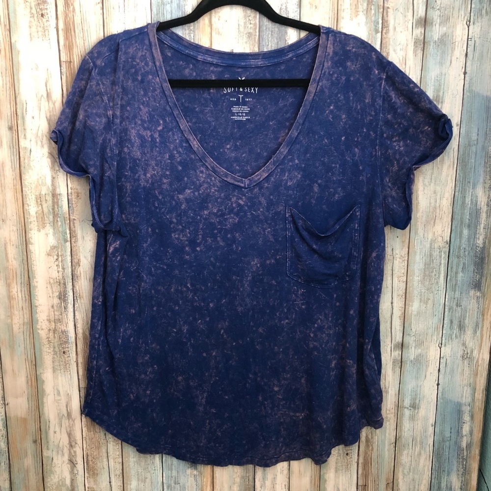 Oversized V-Neck T